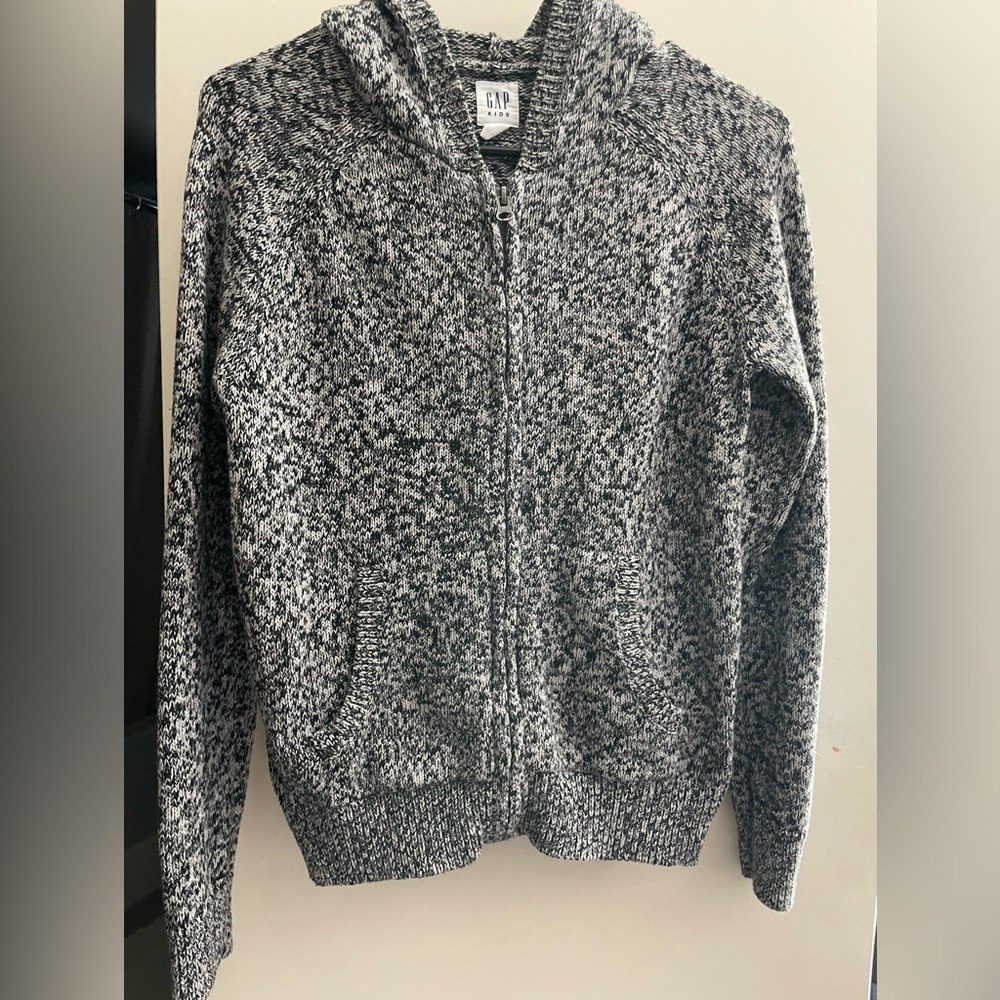 GAP kids b&w Knit Zip-Up Hooded raglan sweater size 12